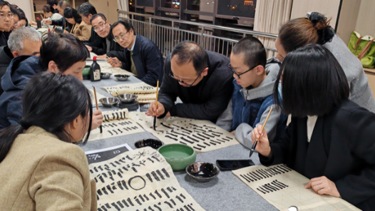 山西河津市總工會舉辦職工書法公益培訓班