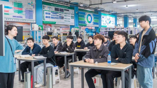 人才孵化行動助力培養數字工匠