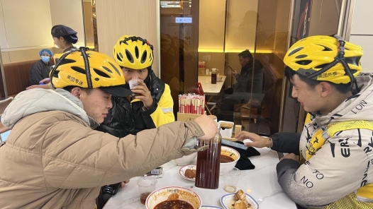 四中全會(huì)精神在基層·探會(huì)｜工會(huì)愛心餐，餐餐都是“家”的溫暖