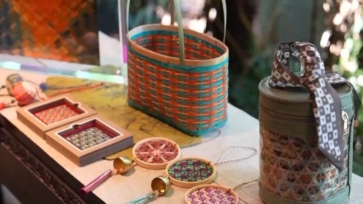 學(xué)習(xí)貫徹黨的二十屆四中全會(huì)精神｜發(fā)展文化事業(yè)和文化產(chǎn)業(yè)