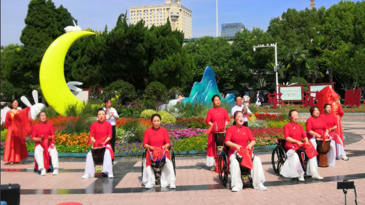 “十五五”文化熱詞·堅(jiān)持文化惠民｜到基層的腳步，越走越實(shí)