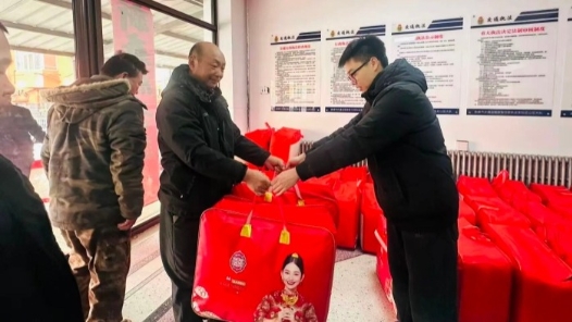 內蒙古赤峰市紅山區總工會開展“兩節”送溫暖行動