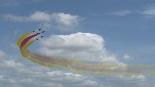中國空軍八一飛行表演隊在新加坡進行適應性訓練
