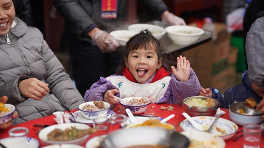 新春走基層｜紅火熱鬧的井岡山“村晚”