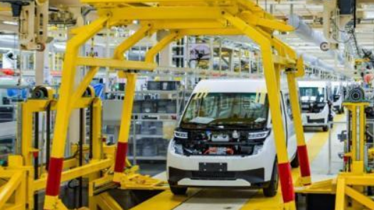 中國將加快智能網聯汽車等領域關鍵急需標準研制出臺