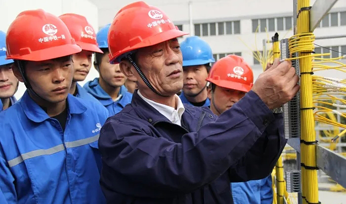 新春走基層·回訪“習(xí)近平與一線職工朋友們”的故事｜做一顆永不生銹的“螺絲釘”