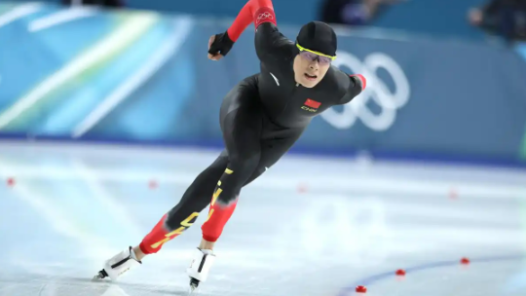 連續兩天誕生賽會紀錄 速度滑冰場上的精彩與驚喜