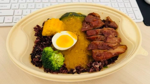 從“小家”餐桌到“大家”健康：馬年春節健康飲食提示