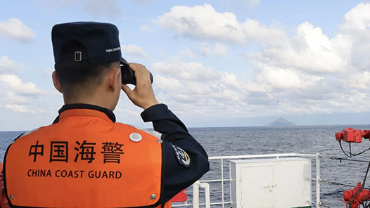 中國海警艦艇編隊2月10日在我釣魚島領海巡航