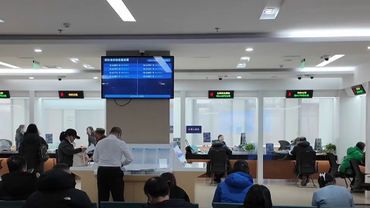 新春走基層｜“把錢都拿到了，能回家好好過個年了”