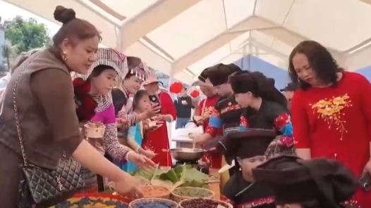 “潮”出消費新活力！“傳統+創意”掀起最炫民族風 游客沉浸式享受新春樂趣