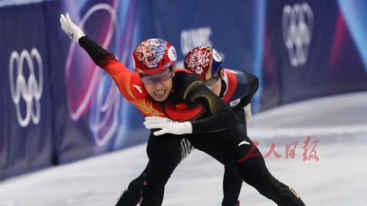 孫龍獲得男子1000米銀牌