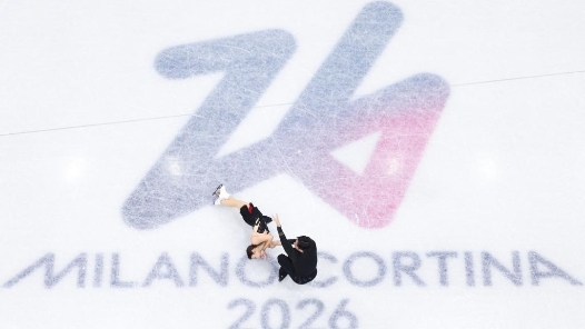 追光｜無畏拼搏，中國冰雪健兒的“拜年貼”