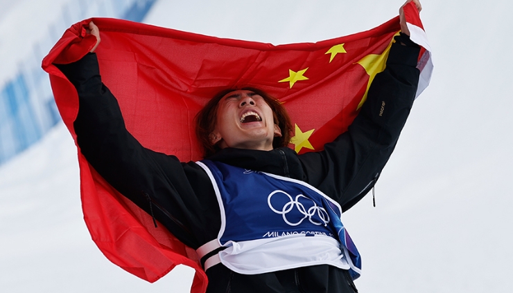 單板滑雪男子坡面障礙技巧決賽：蘇翊鳴奪冠