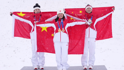 大咖說丨“桃心夫婦”：彼此托舉 頂峰相見